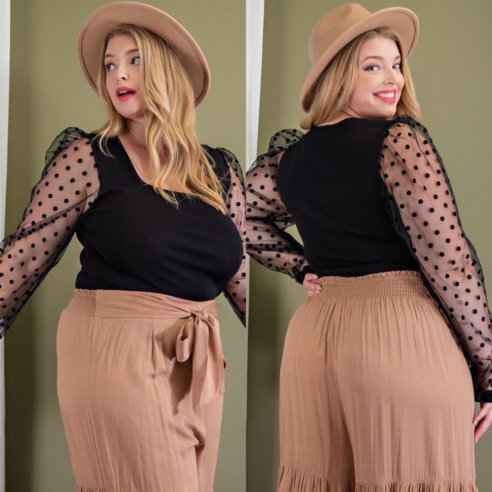 *PREORDER* Bonjour Polka Dot Square Neck Plus Size Top - Picture 2 of 4
